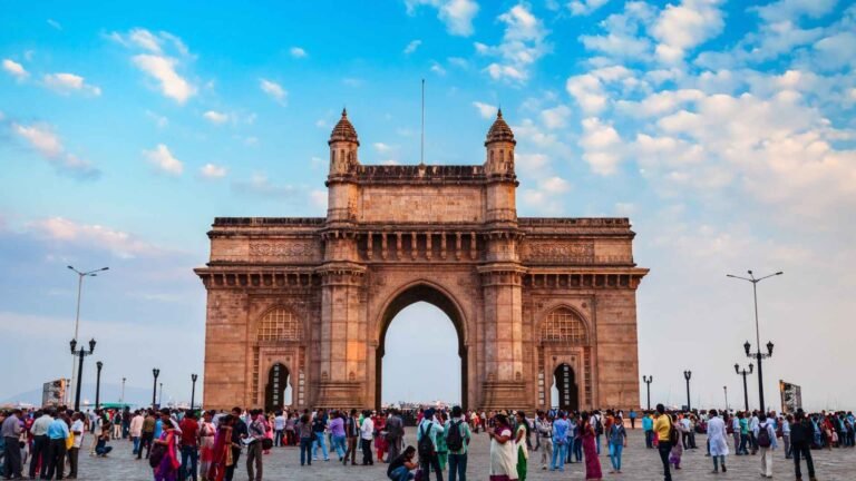 Top 10 Tourist Destinations in Maharashtra